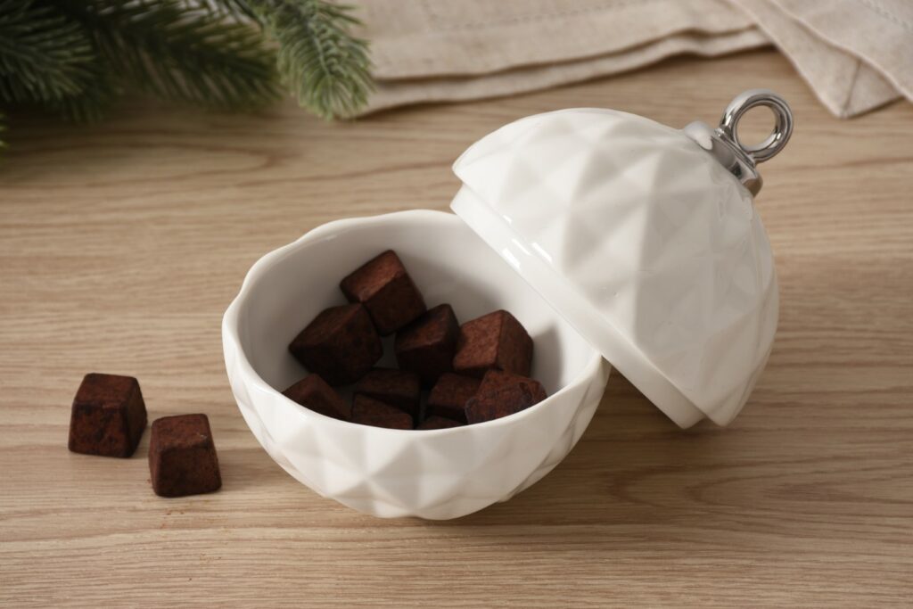 Small Ornament Bowl - Image 7