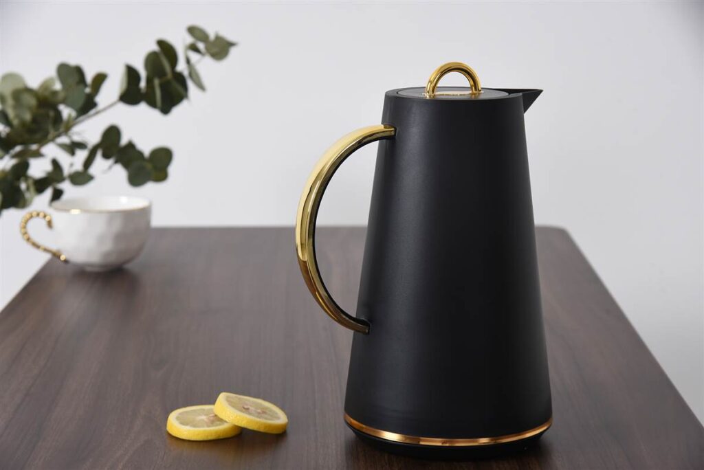 Classic Thermal Carafe - Image 4