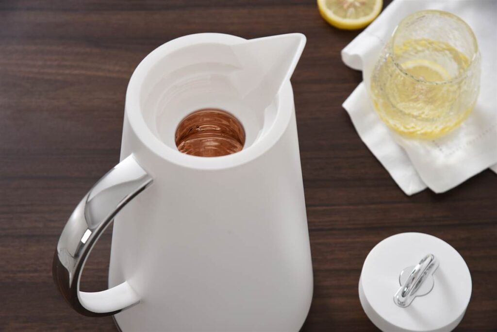Classic Thermal Carafe - Image 5