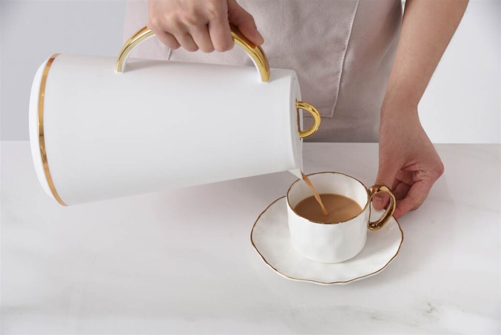 Classic Thermal Carafe - Image 2