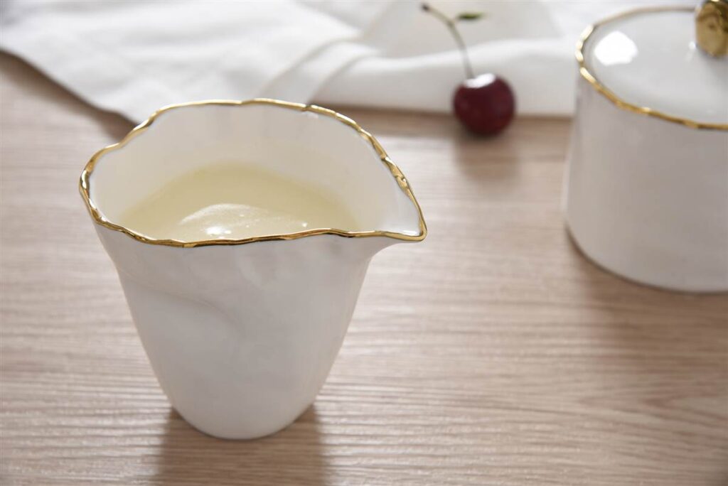 Creamer / Pitcher - Image 6