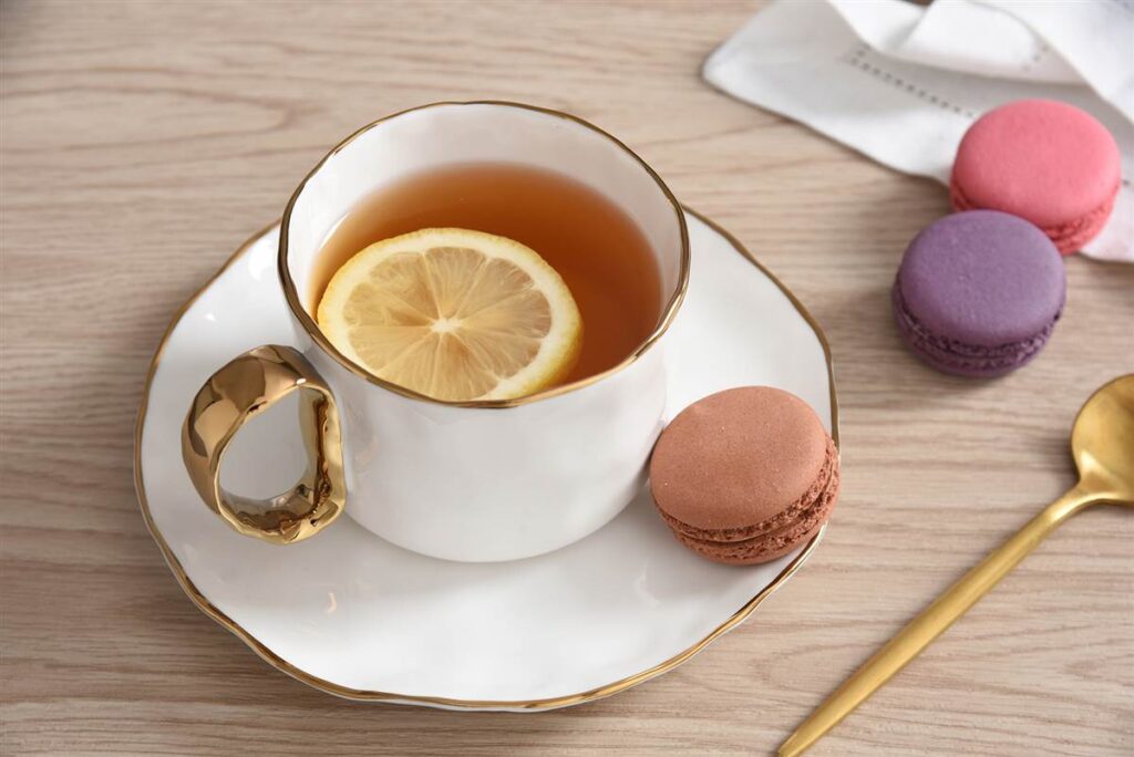 Teacup & Saucer - Image 4
