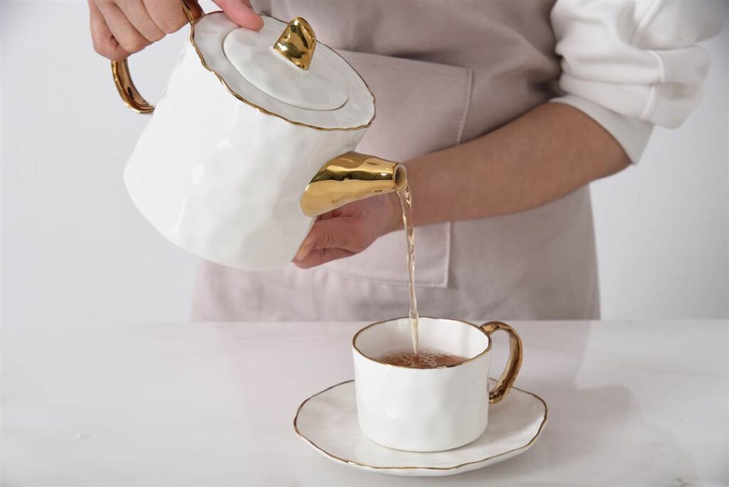 Tea Pot - Image 5