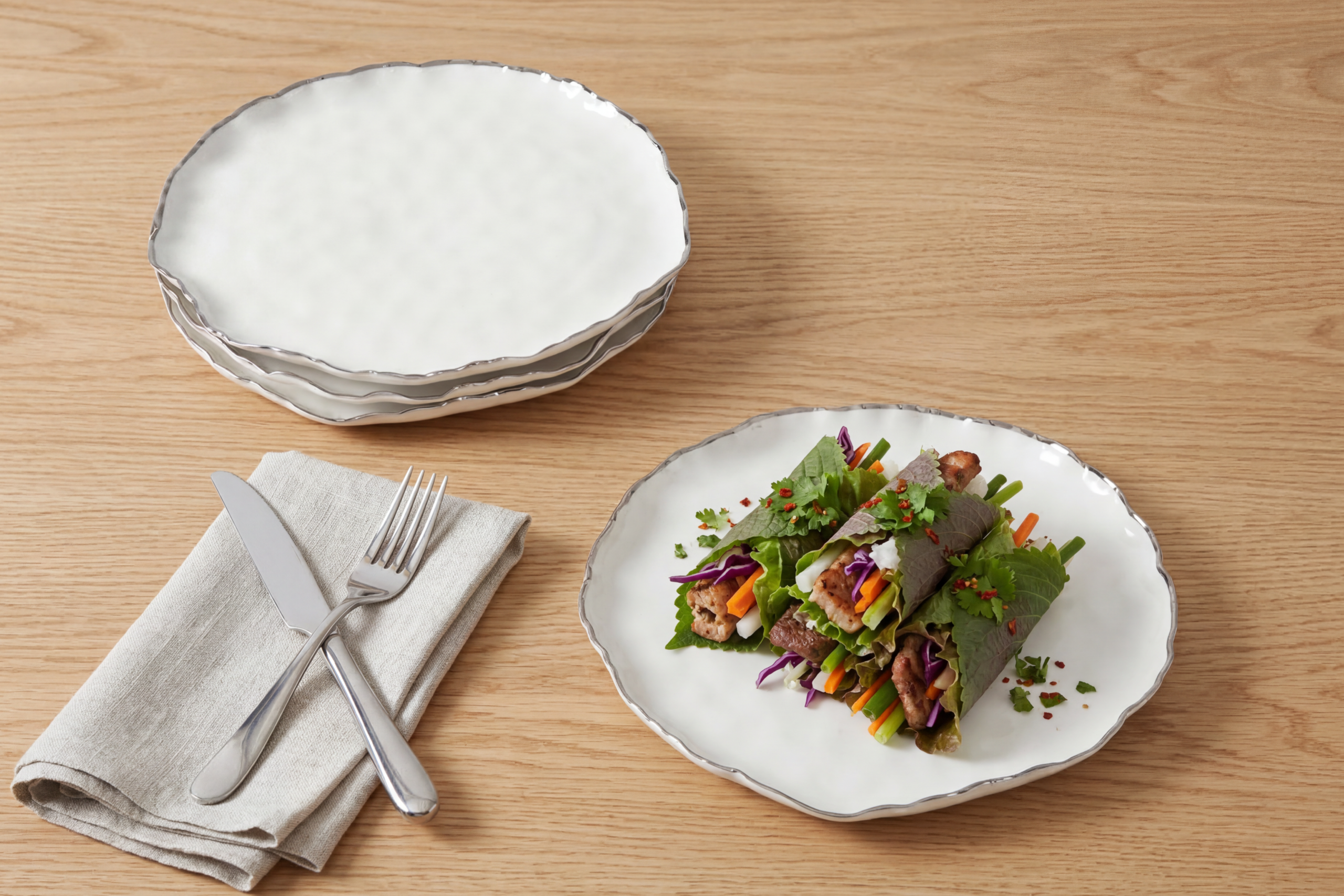 Set of 4 Round Dinner Plates - Image 4
